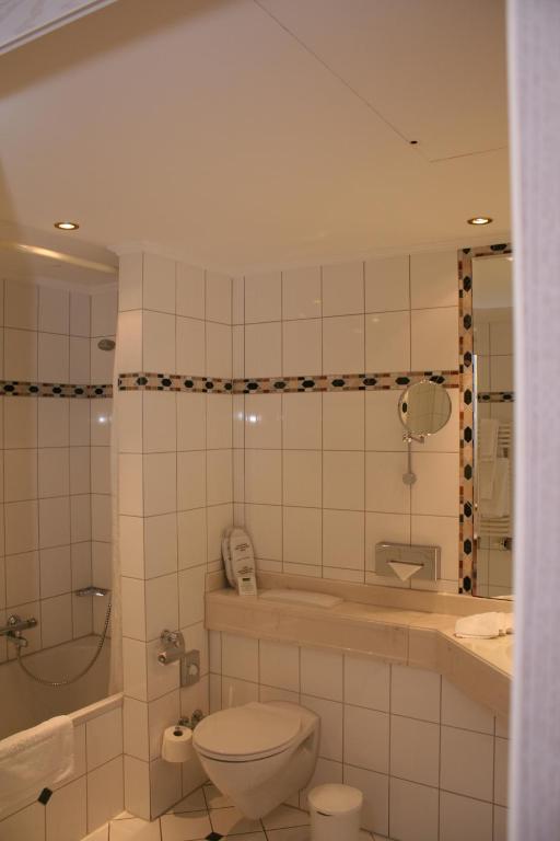 Hotel Altes Gymnasium Husum  Room photo