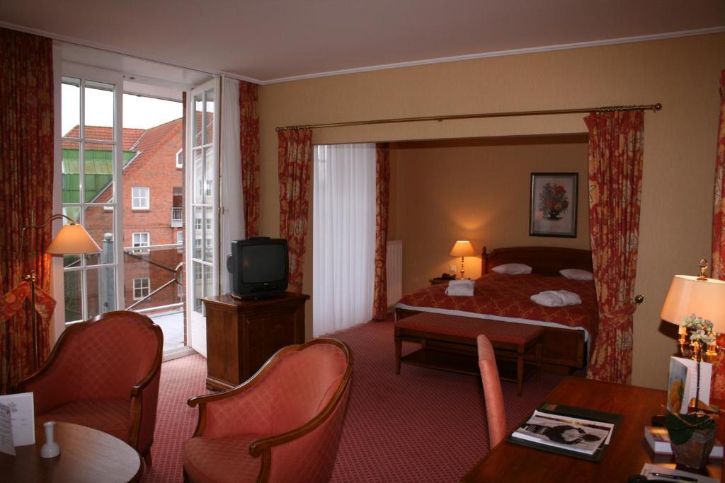 Hotel Altes Gymnasium Husum  Room photo